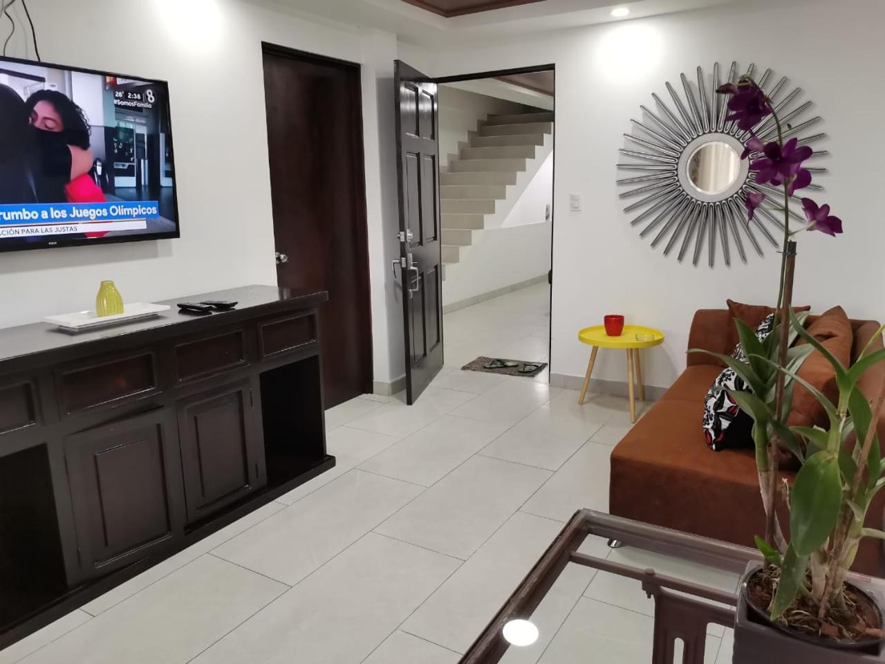 935 Lodge San Jose Luaran gambar